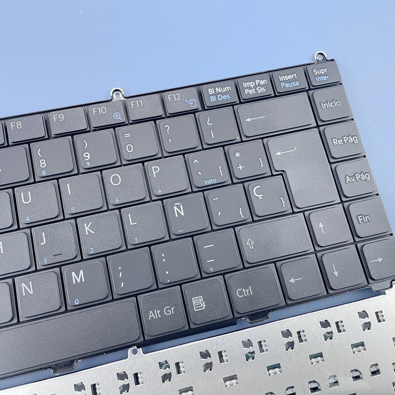 Spanish Keyboard for Sony Vaio VGN-AR VGN-FE VGN-AR850E VGN-AR870 VGN-AR270P VGN-FE15C FE35C FE45C FE28C Series - Image 3